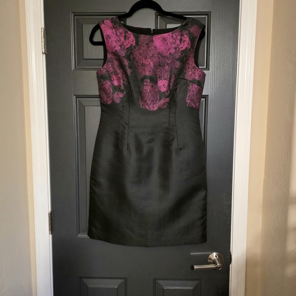 Tahari Artur S. Levine Sleeveless Black Dress with Magenta Floral Bodice
